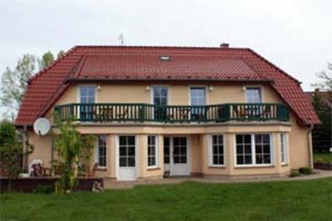 Landsitz Ruegen Apartment โกลเวอ ภายนอก รูปภาพ