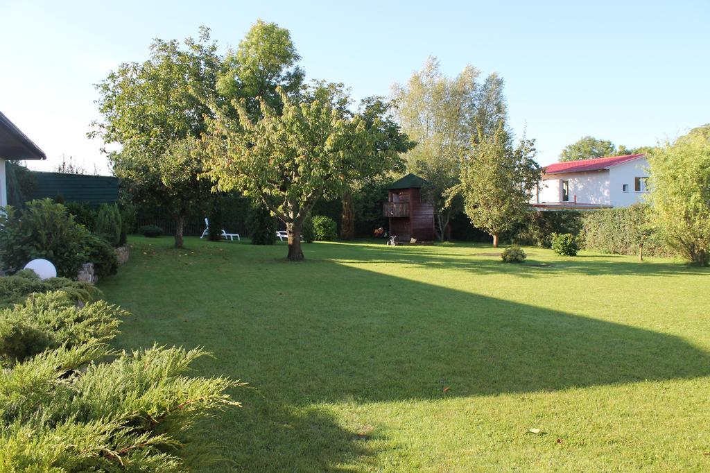 Landsitz Ruegen Apartment โกลเวอ ภายนอก รูปภาพ